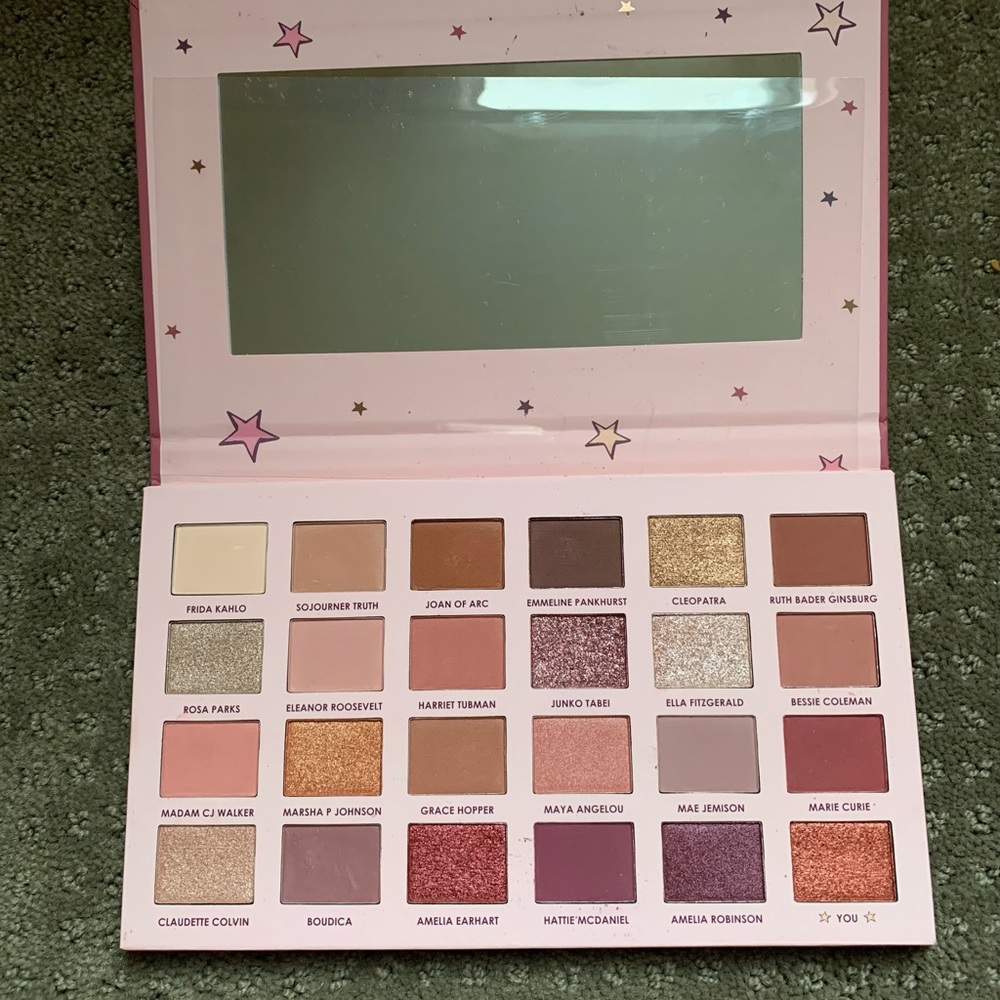 Ciate London I am a Woman What’s Your Super Power?